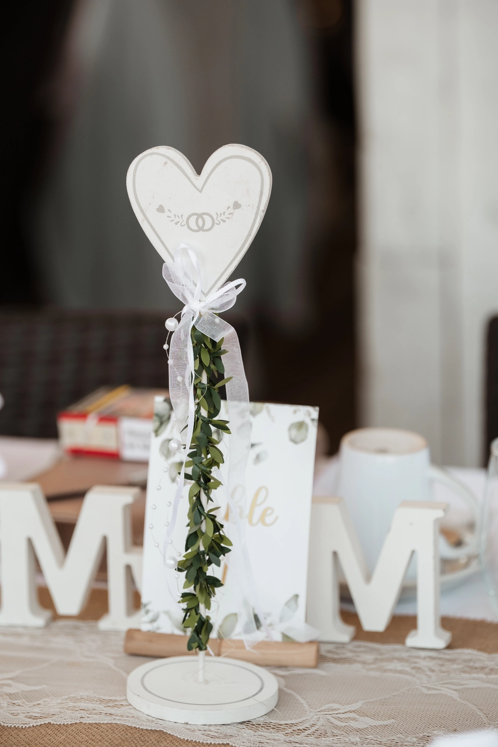 G5 Studios - Fotografie - Blumengestecke für einen Hochzeitstisch