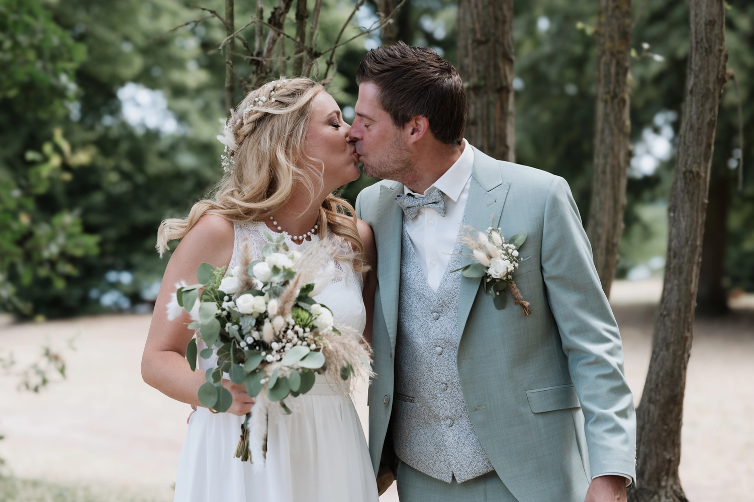 G5 Studios - Fotografie - Glückliche romantische Momente zwischen einem frisch verheirateten Paar