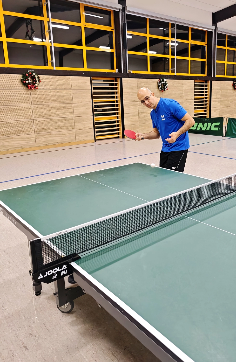 G5 Studios - Fotografie - Bülent Gebes beim Tischtennis